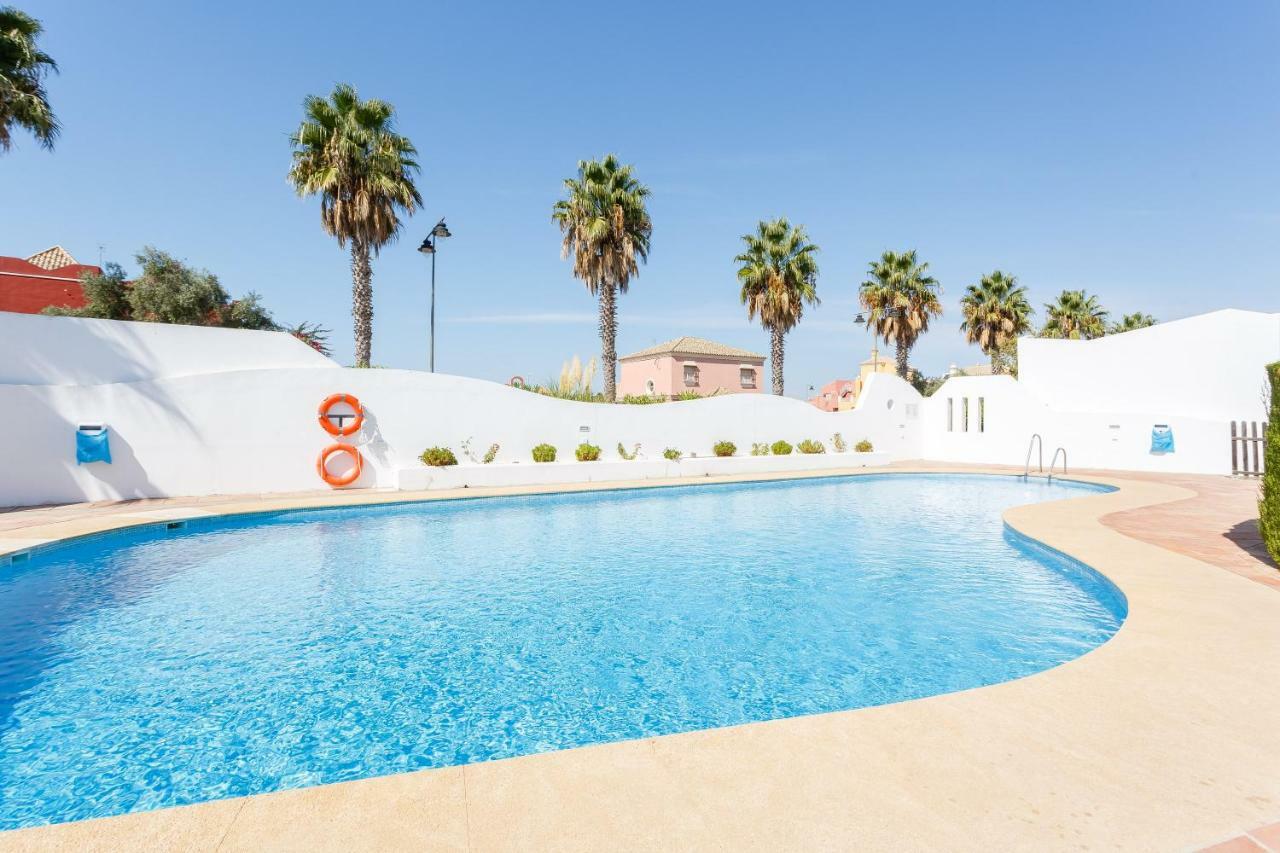 Bonito Apartamento En Campo De Golf Con Piscina Sanlucar de Barrameda Exterior photo